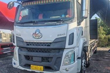 二手东风柳汽 乘龙H5中卡 290马力 6X2 9.7米翼开启厢式载货车(国五) 前四后四 玉柴二手载货车 黄牌