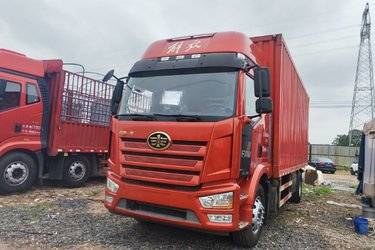 二手一汽解放 J6L中卡 2020款 领航版 绿通 240马力 4X2 6.8米厢式载货车(国五) 单桥 锡柴二手载货车 黄牌图片