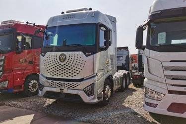 二手福田 欧曼银河 北方版 660马力 6X4 AMT自动档牵引车(国六) 双驱 福田康明斯二手牵引车 黄牌图片