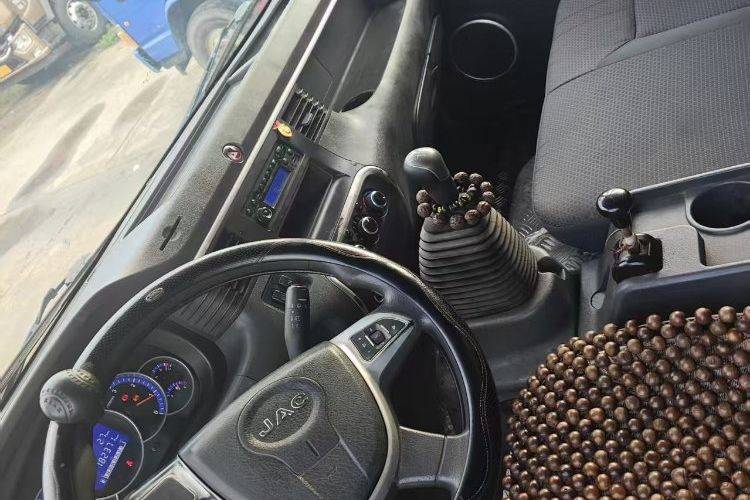 二手江淮骏铃 156马力 载货车