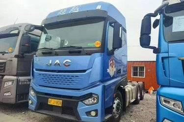 江淮 超越Q7重卡 标载版 510马力 6X4 牵引车(国六) 双驱 玉柴二手牵引车 黄牌