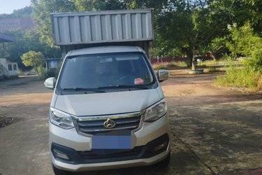 二手长安跨越 新豹T3 标准版 1.6L 汽油 122马力 3.04米单排厢式微卡(国六) 单桥 东安二手载货车 蓝牌图片