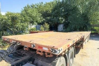 二手13.75米x3米 3轴 低平板半挂车图片