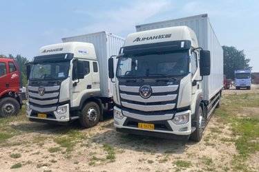 二手福田 欧曼行星 240马力 4X2 9.8米厢式载货车(国六) 单桥 福田康明斯二手载货车 黄牌图片