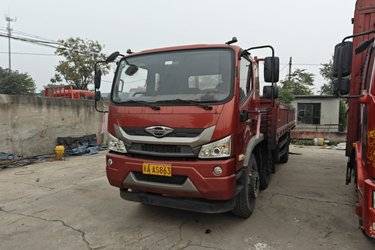 二手福田 时代领航ES5 220马力 6X2 6.8米排半栏板载货车(国六) 前四后四 潍柴二手载货车 黄牌