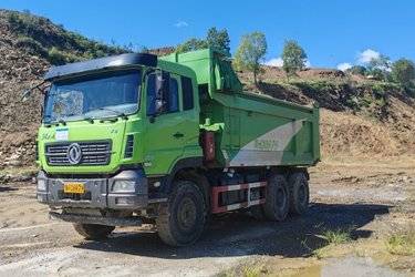 二手东风商用车 渣土版 天龙KC重卡 385马力 6X4 5.8米自卸车(国五) 后八轮 雷诺二手自卸车 黄牌图片