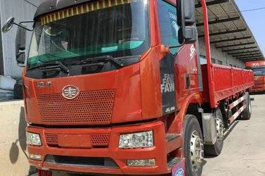二手一汽解放 J6L中卡 240马力 6X2 9.5米栏板载货车(国五) 前四后四 锡柴二手载货车 黄牌图片