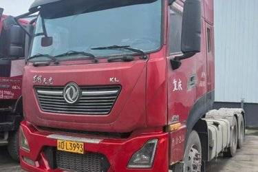 二手东风商用车 新天龙KL重卡 465马力 6X4牵引车(国五) 双驱 东风二手牵引车 黄牌图片