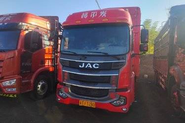 二手江淮 格尔发A5L中卡 220马力 4X2 6.8米仓栅式载货车(国六) 单桥 云内动力二手载货车 黄牌图片