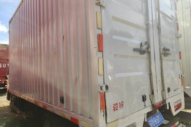 二手江淮骏铃 130马力 载货车