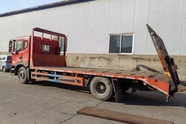 二手东风 多利卡D9 180马力 4X2 6.2米栏板载货车(国五) 单桥 大柴二手载货车 黄牌