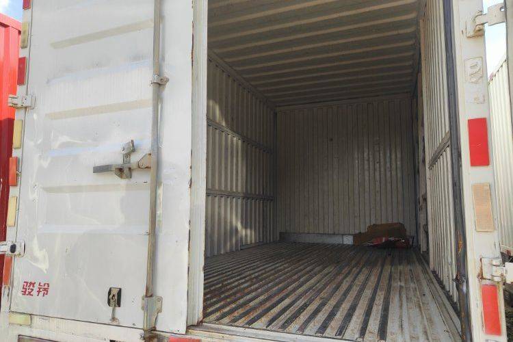 二手江淮骏铃 130马力 载货车