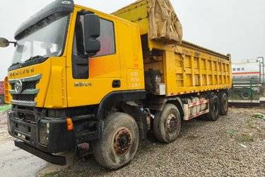二手上汽红岩 杰狮C6 重载版 420马力 8X4 6.8米自卸车(国六) 前四后八 上菲红二手自卸车 黄牌图片