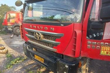 二手上汽红岩 杰狮C500重卡 重载版 390马力 8X4 8.8米自卸车(国五) 前四后八 潍柴二手自卸车 黄牌图片