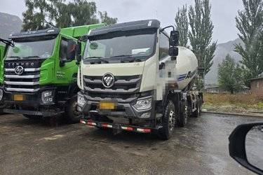 二手福田 行星 350马力 8X4 7.99方混凝土搅拌车(国六) 前四后八 玉柴二手搅拌车图片