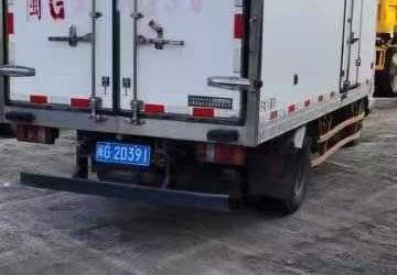 二手江铃 顺达宽体 122马力 4.2米单排厢式轻卡(液刹)(国六) 单桥 江铃二手载货车 蓝牌