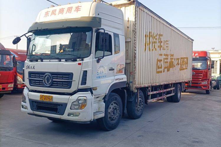 二手东风商用车 245马力 载货车