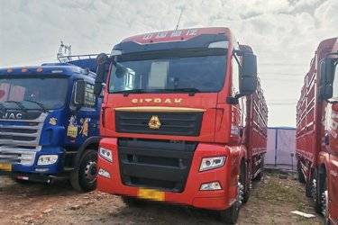 二手中国重汽 汕德卡SITRAK G7重卡 540马力 8X4 9.6米仓栅式货车(国六) 前四后八 曼二手载货车 黄牌