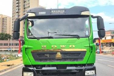 二手中国重汽HOWO TX 旗舰版 350马力 8X4 6.5米自卸车(国六) 后八轮 潍柴二手自卸车 黄牌