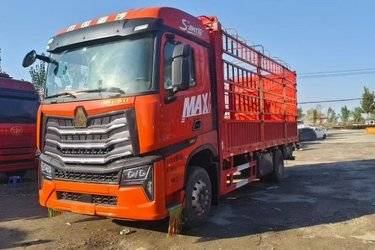 二手中国重汽 HOWO MAX 290马力 4X2 6.75米AMT自动档仓栅式载货车(国六) 单桥 曼二手载货车 黄牌图片