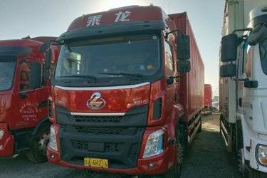 二手东风柳汽 乘龙H5中卡 270马力 4X2 9.7米厢式载货车(国五) 单桥 康明斯二手载货车 黄牌图片