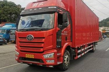 二手一汽解放 J6L重卡 质惠版 260马力 6X2 9.7米厢式载货车(国六b) 前四后四 大柴二手载货车 黄牌