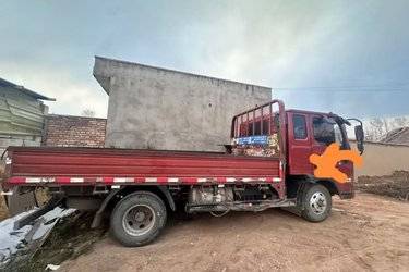 二手福田 奥铃CTX 156马力 4X2 4.5米自卸车(新型渣土车)(国四) 单桥 云内动力二手自卸车 黄牌