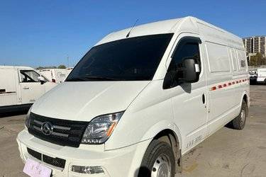 二手上汽大通 V80 PLUS 2023款 139马力 2.0T柴油 3座 6挡手动 长轴高顶封闭货车(国六)二手封闭货车前驱图片