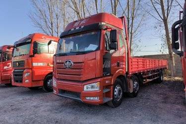 二手一汽解放 J6L中卡 240马力 6X2 9.5米栏板载货车(国五) 前四后四 锡柴二手载货车 黄牌