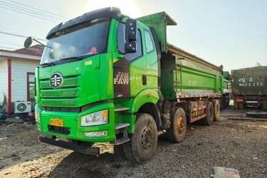 二手一汽解放 J6P重卡 390马力 8X4 6.8米自卸车(国五) 前四后八 锡柴二手自卸车 黄牌图片