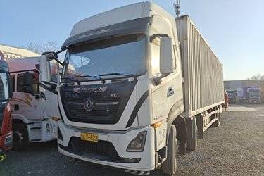 二手东风商用车 天龙KL 舒适版 300马力 6X2 9.6米厢式载货车(国六) 前四后四 雷诺二手载货车 黄牌