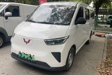 二手五菱 荣光S 2022款基本型 76马力 1.2L汽油 7座 面包车(国六)二手封闭货车后驱图片