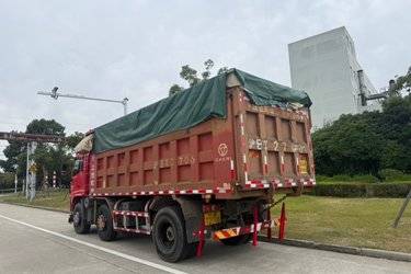 二手上汽红岩 杰豹重卡 280马力 8X4 6.2米自卸车(国五) 前四后八 上柴二手自卸车 黄牌图片