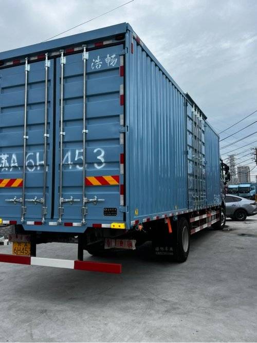 重汽豪沃(HOWO) 290马力 载货车