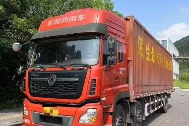 二手东风商用车 天龙VL重卡 292马力 6X2 9.6米厢式载货车(国五) 前四后四 东风二手载货车 黄牌