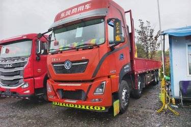 二手东风商用车 天龙KL重卡 465马力 8X4 9.6米栏板载货车(超速挡)(国五) 前四后八 东风二手载货车 黄牌图片