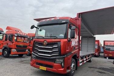 中国重汽 HOWO MAX 290马力 4X2 9.6米厢式载货车(国六) 单桥 曼二手载货车 黄牌