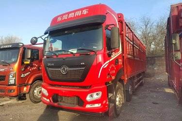 二手东风商用车 天锦KR PLUS 300马力 6X2 9.8米仓栅式载货车(高顶双卧)(国六) 前四后四 雷诺二手载货车 黄牌图片