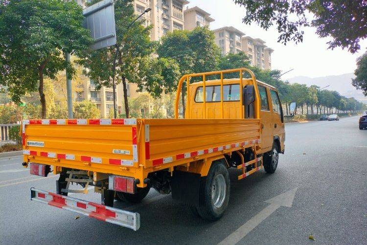 二手江铃汽车 116马力 载货车