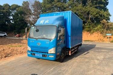 解放 J6F 160马力 4.16米单排厢式轻卡(国五) 单桥 大柴二手载货车 蓝牌