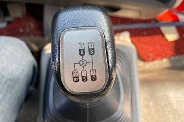 二手中国重汽HOWO 悍将 重载版 170马力 4.15米单排仓栅式轻卡(国五) 单桥 云内动力二手载货车 蓝牌