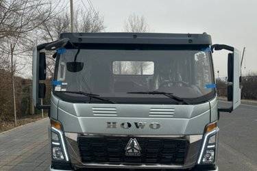 二手中国重汽HOWO 统帅 170马力 3.85米排半栏板轻卡(国六) 单桥 潍柴二手载货车 蓝牌