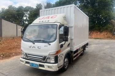 江淮 骏铃V5 116马力 4.18米单排厢式轻卡(速比4.875)(国五) 单桥 江西五十铃二手载货车 蓝牌