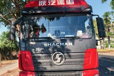 二手陕汽商用车 德御Q300 轻量化版 260马力 4X2 9.8米厢式载货车(国六) 单桥 玉柴二手载货车 黄牌