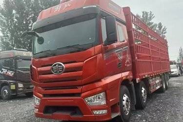 二手一汽解放 J7重卡 460马力 8X4 9.5米仓栅式载货车(国五) 前四后八 锡柴二手载货车 黄牌