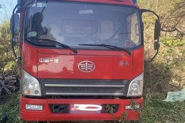 二手解放 虎VH 160马力 4.16米单排仓栅式轻卡(8挡)(国六) 单桥 云内动力二手载货车 蓝牌