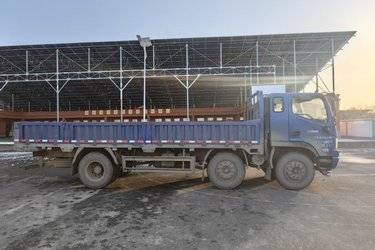 二手福田 瑞沃ES3 220马力 6X2 6.8米排半栏板载货车(国六) 前四后四 潍柴二手载货车 黄牌