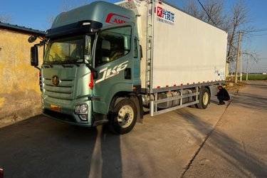 二手一汽解放 J6G 领航版 260马力 4X2 6.8米AMT自动档厢式载货车(国六) 单桥 一汽解放二手载货车 黄牌