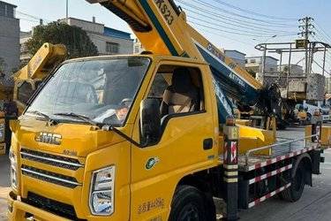 二手高空作业车 江铃汽车 顺达宽体 115 21 4X2