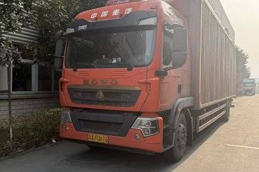 二手重汽豪沃 HOWO TX7 PRO 旗舰版 6.9L柴油 290马力 4X2 中国重汽10档 AMT自动档 9.6米厢式载货车(国六) 单桥 曼二手载货车 黄牌